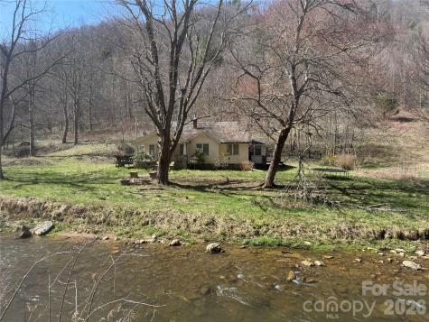 11288 Big Laurel Road Marshall NC 28753