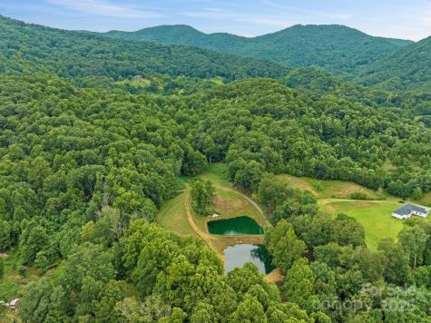 272 Owl Ridge Road Waynesville NC 28786