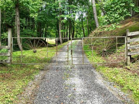 272 Owl Ridge Road Waynesville NC 28786