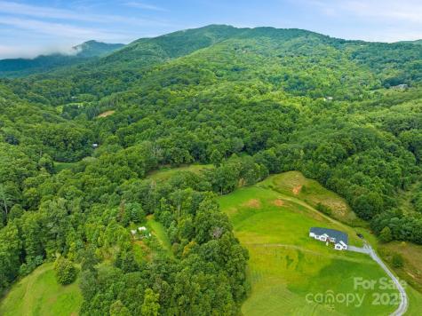 272 Owl Ridge Road Waynesville NC 28786