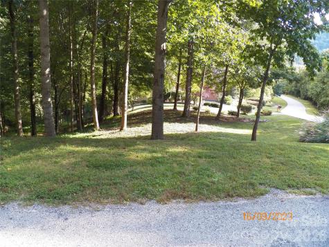 270 Somersby Parkway Laurel Park NC 28739