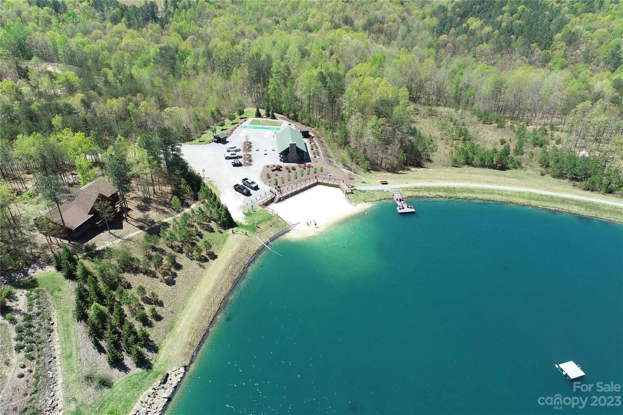 1301 Scenic Vista Drive Nebo NC 28761