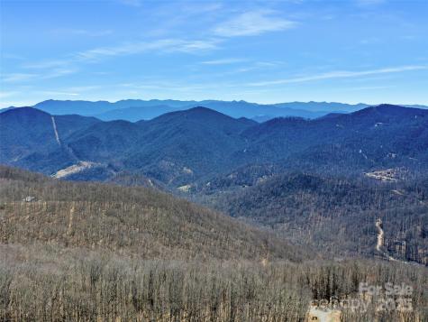 00 Tearshirt Lane Mars Hill NC 28754