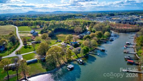 4271 Candlewood Drive Sherrills Ford NC 28673