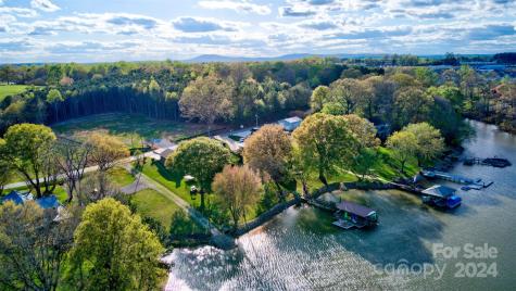 4271 Candlewood Drive Sherrills Ford NC 28673