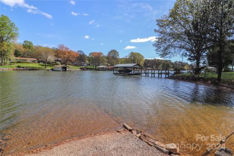 4271 Candlewood Drive Sherrills Ford NC 28673