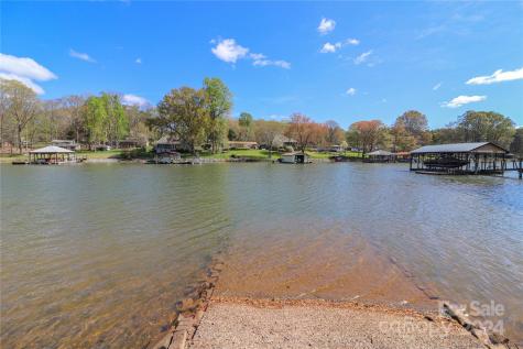 4271 Candlewood Drive Sherrills Ford NC 28673