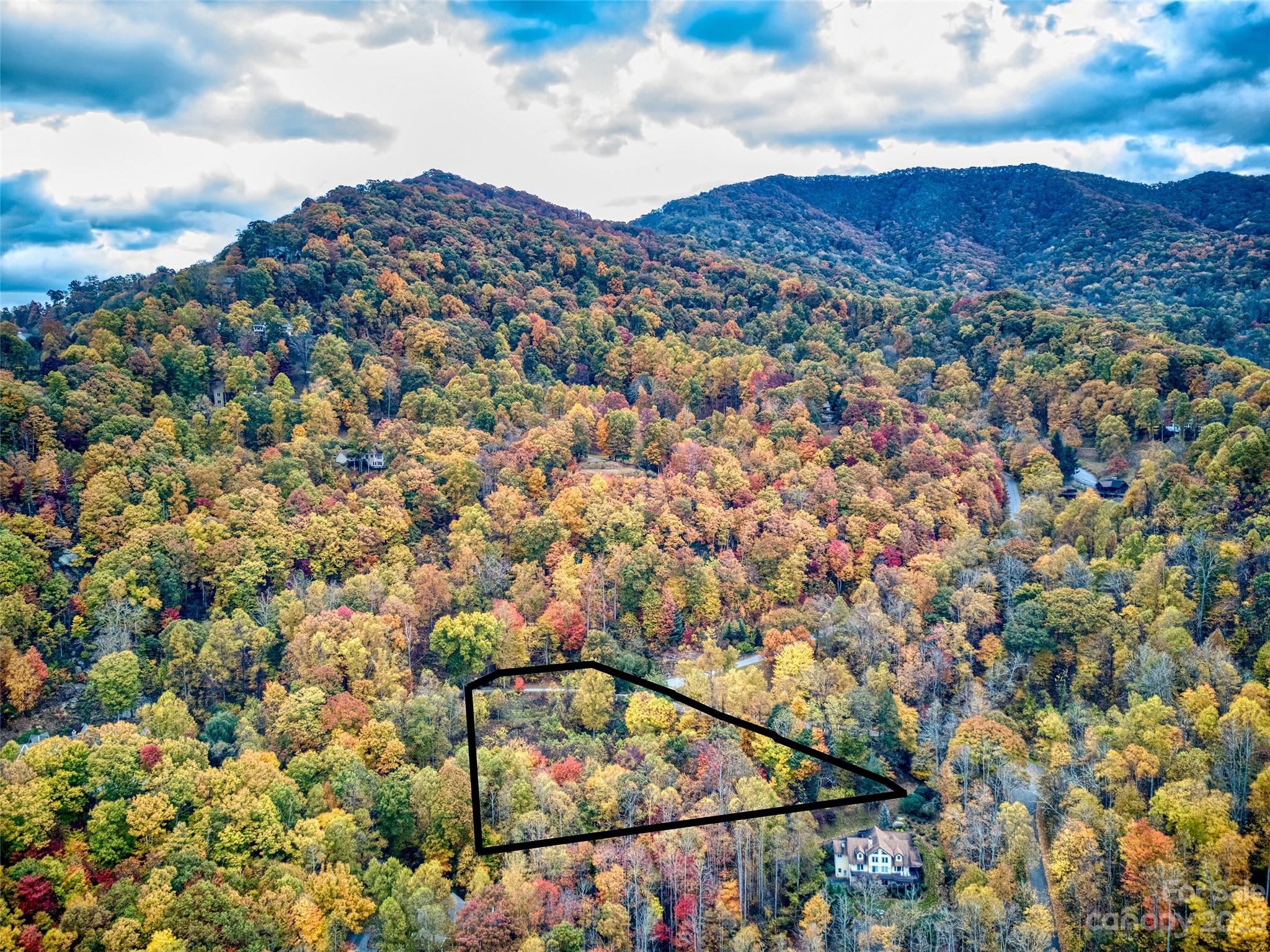 7 Cliff Lane Waynesville NC 28786