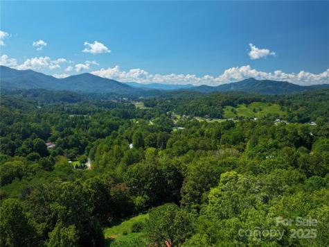 53 Dakota Way Bryson City NC 28713