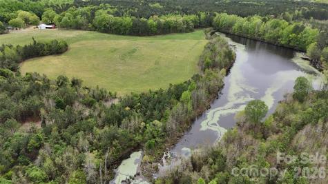 6377 Highway 52 Highway N Cheraw SC 29520
