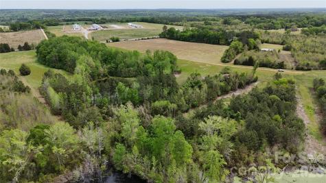 6377 Highway 52 Highway N Cheraw SC 29520