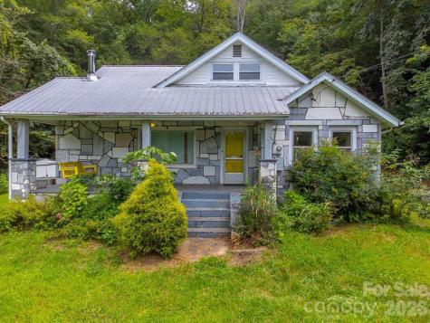 105 Marble Drive Sylva NC 28779
