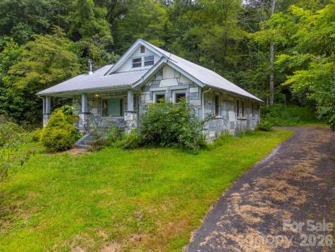 105 Marble Drive Sylva NC 28779