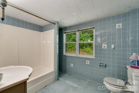 105 Marble Drive Sylva NC 28779