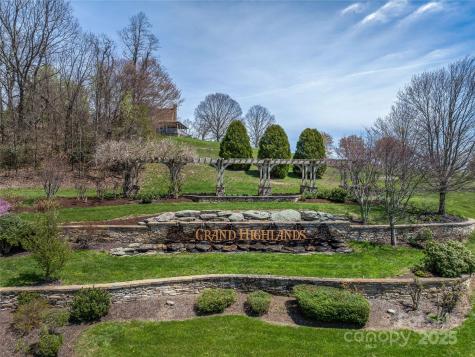 83 Waterstone Drive Hendersonville NC 28792