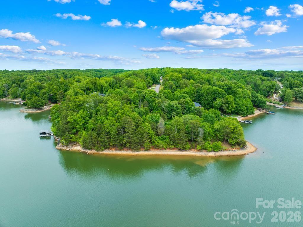 265 S Harbor Watch Drive Statesville NC 28677