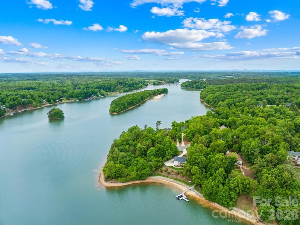 265 S Harbor Watch Drive Statesville NC 28677