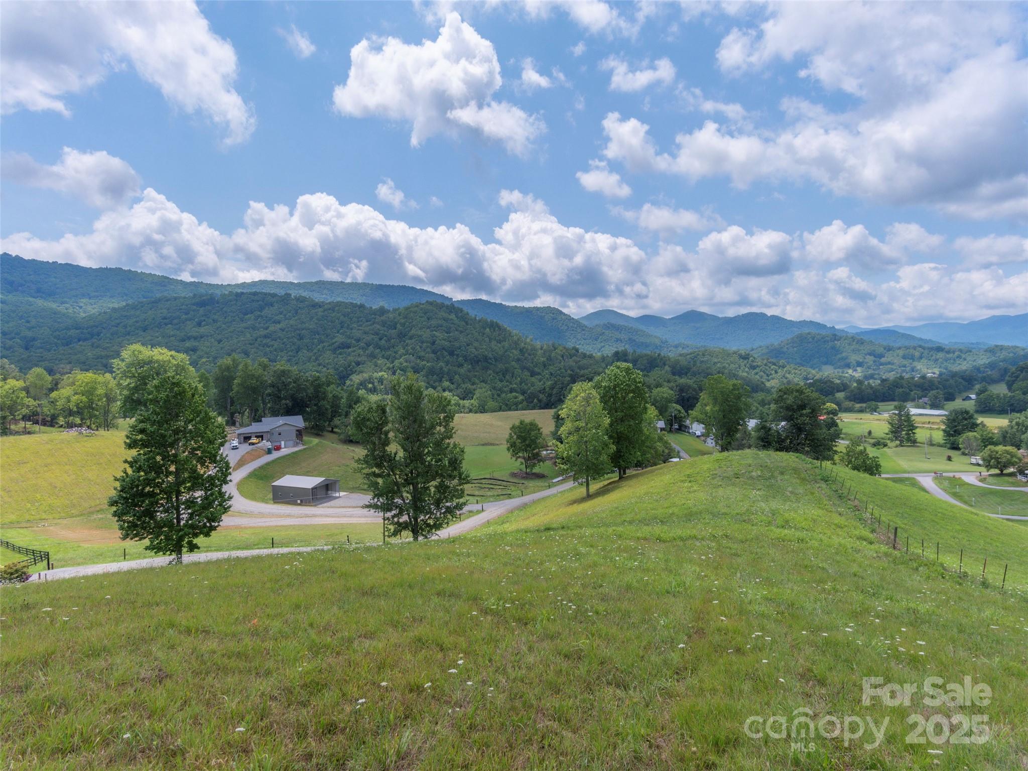 00 Bark Trail Waynesville NC 28786