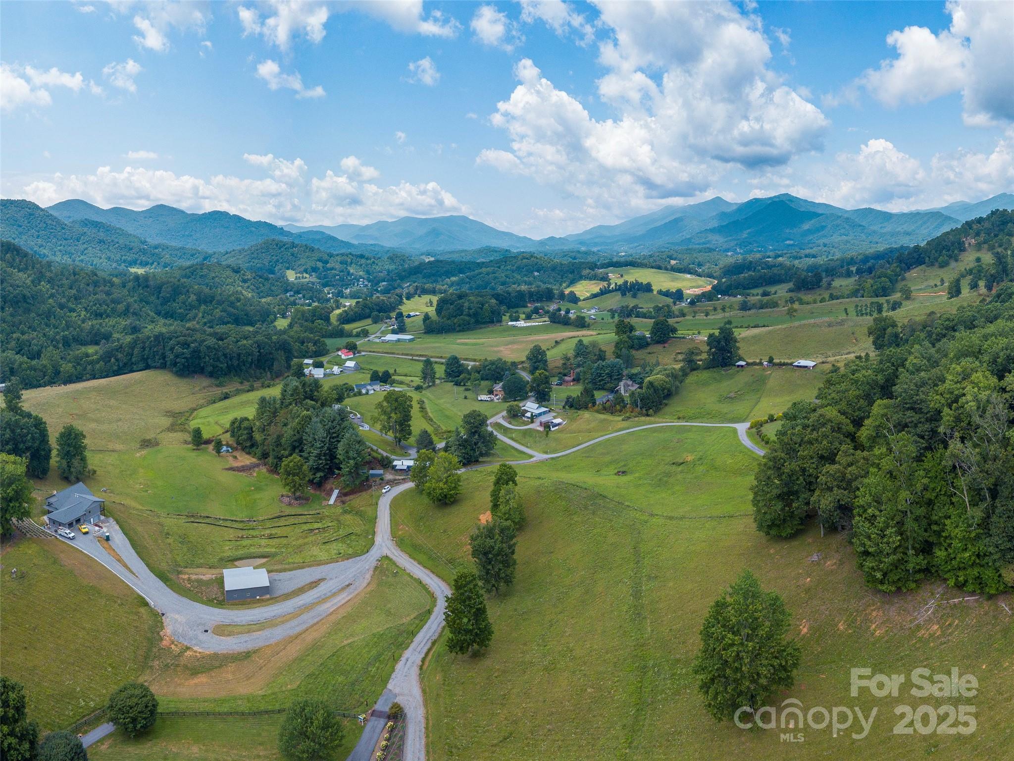 00 Bark Trail Waynesville NC 28786