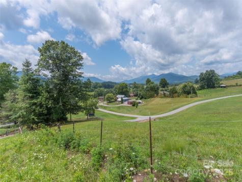 00 Bark Trail Waynesville NC 28786