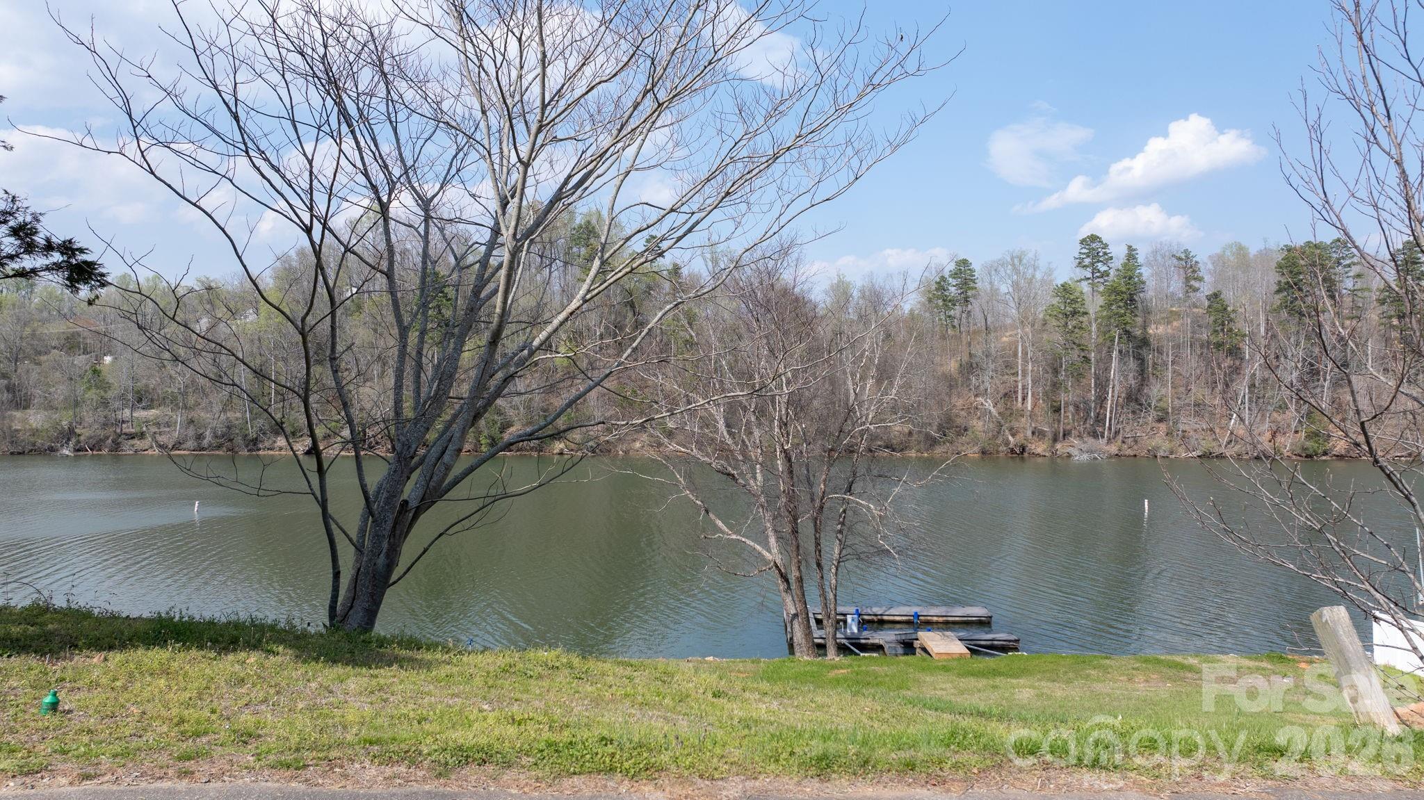 207 Catawba Avenue Hickory NC 28601