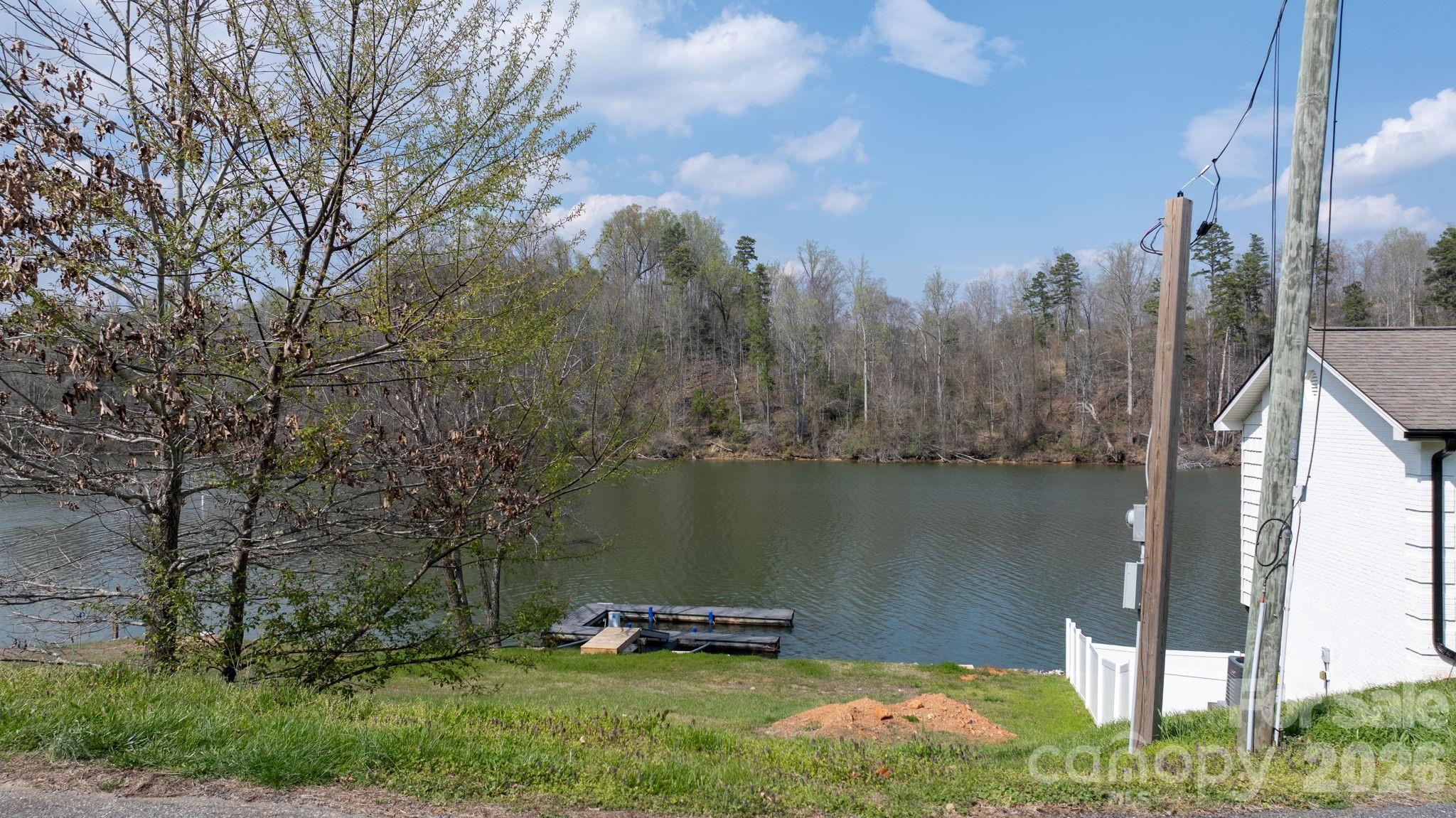 207 Catawba Avenue Hickory NC 28601