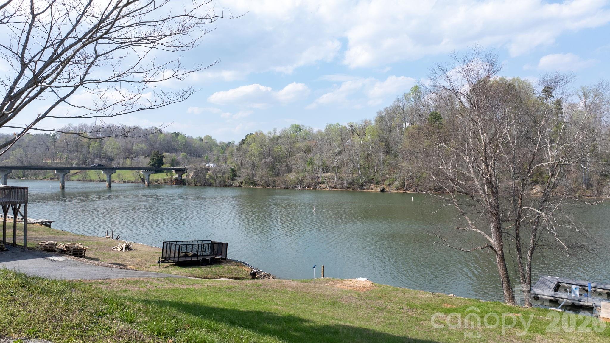 207 Catawba Avenue Hickory NC 28601
