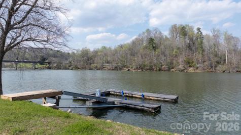 207 Catawba Avenue Hickory NC 28601