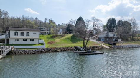 207 Catawba Avenue Hickory NC 28601