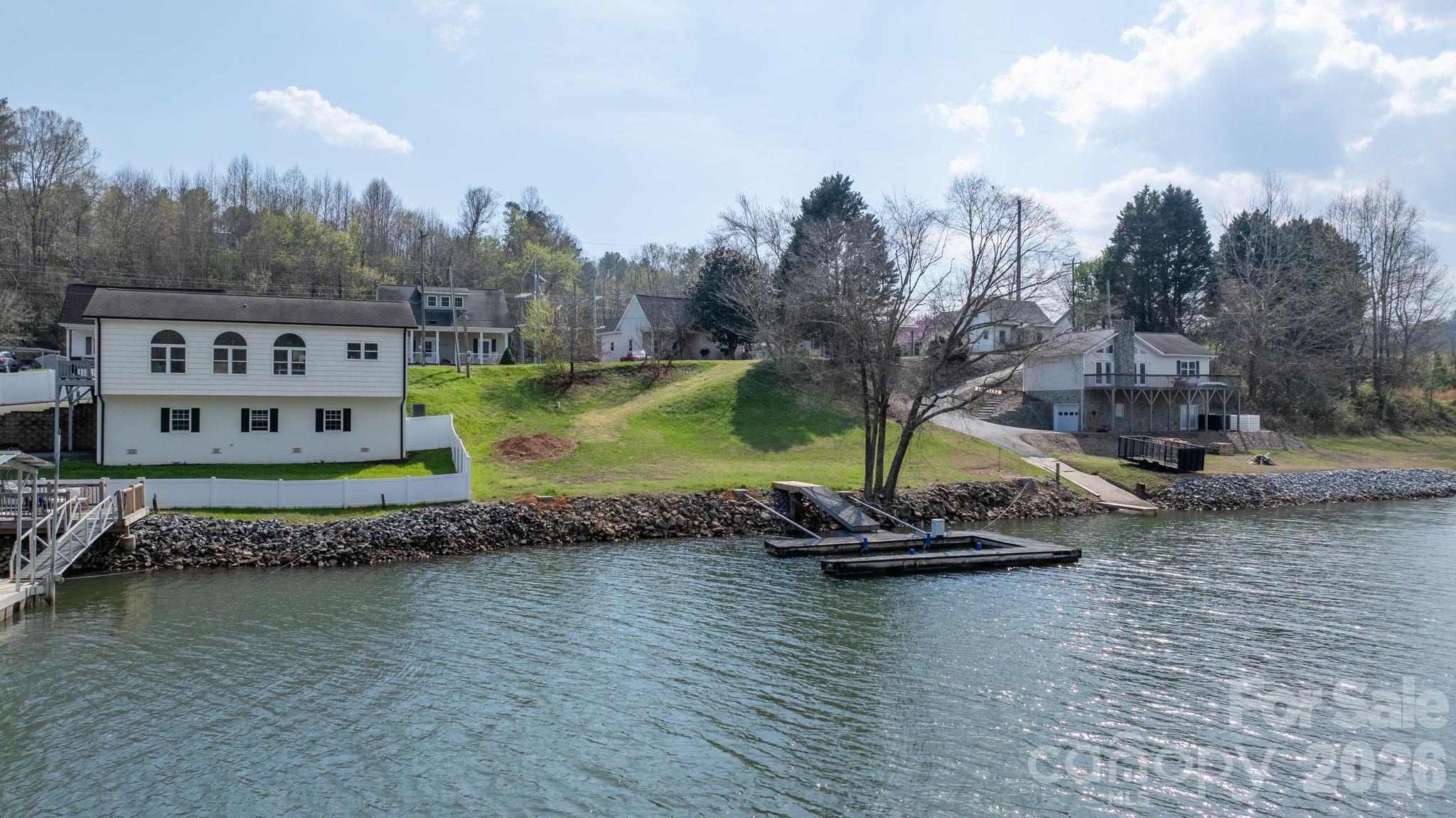 207 Catawba Avenue Hickory NC 28601