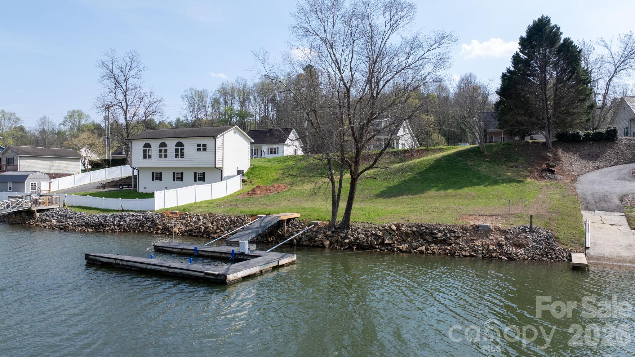 207 Catawba Avenue Hickory NC 28601