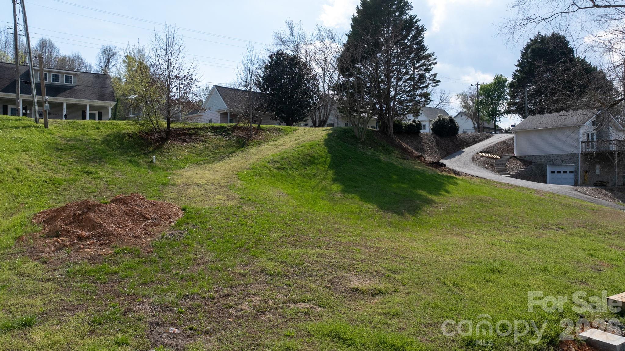 207 Catawba Avenue Hickory NC 28601