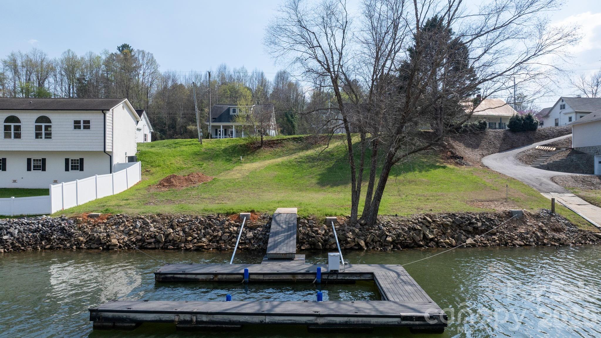 207 Catawba Avenue Hickory NC 28601