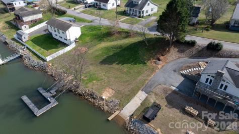 207 Catawba Avenue Hickory NC 28601