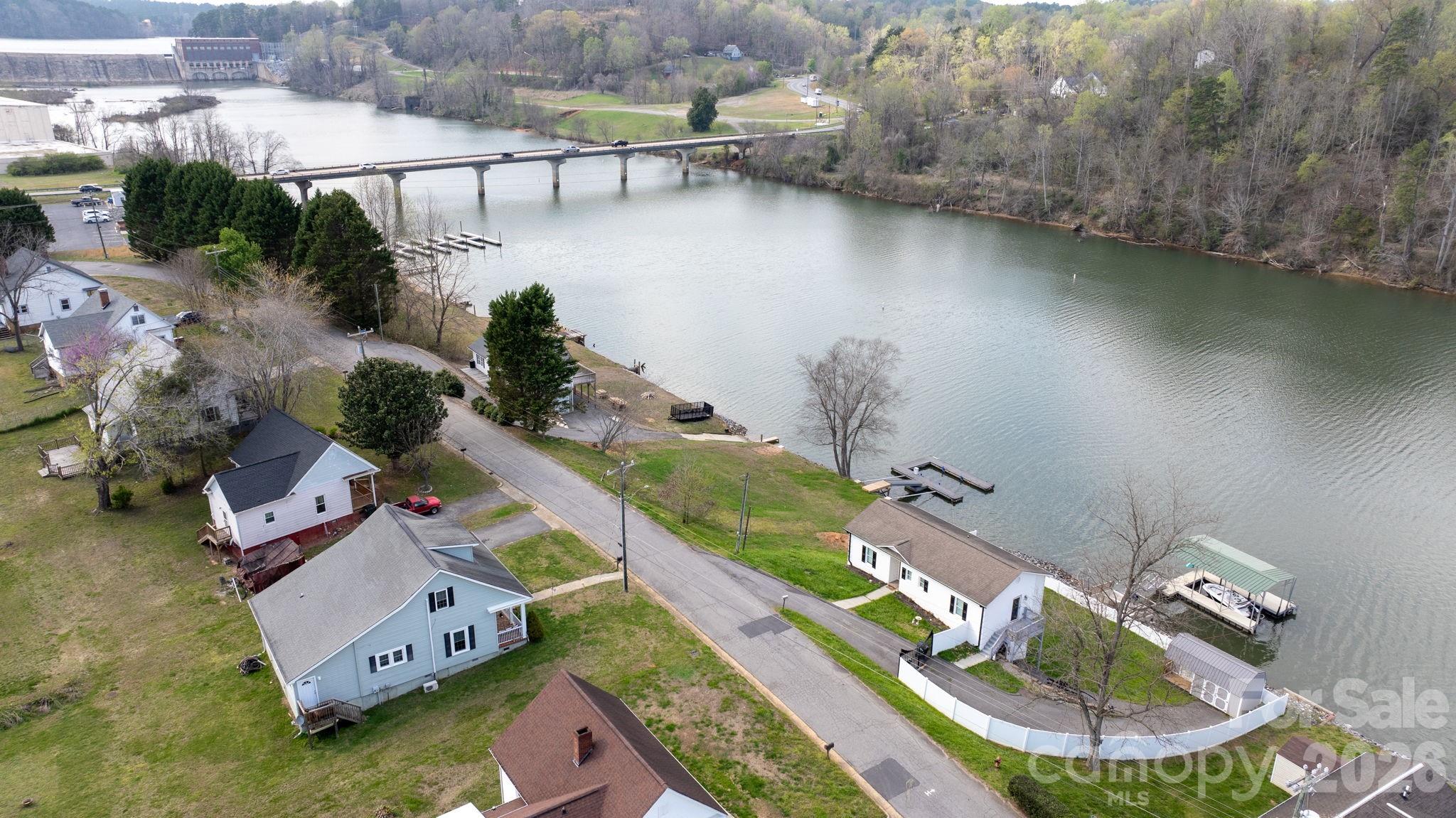 207 Catawba Avenue Hickory NC 28601