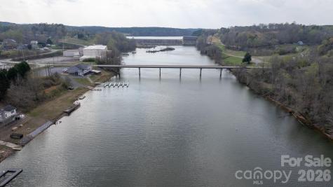 207 Catawba Avenue Hickory NC 28601