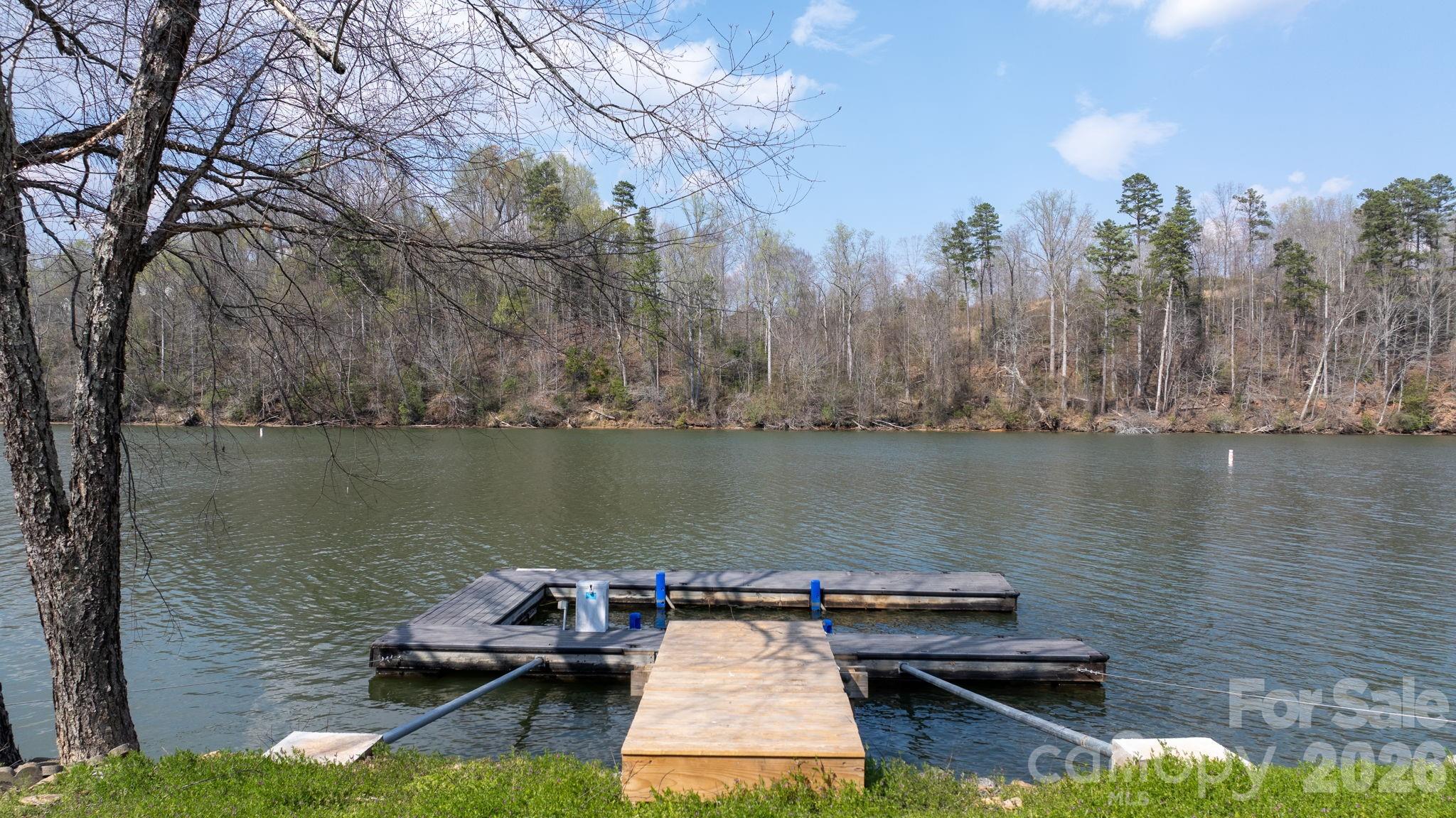 207 Catawba Avenue Hickory NC 28601
