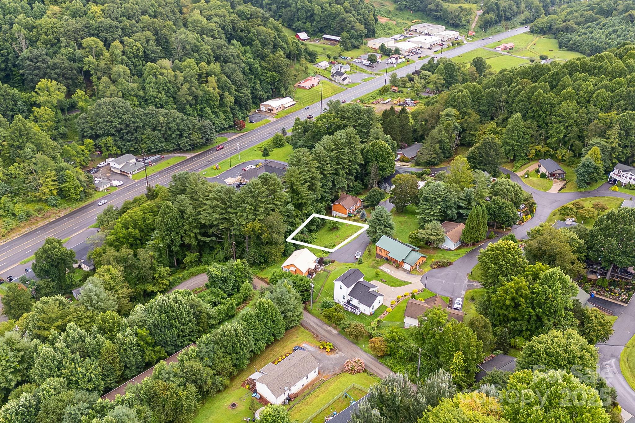 9999 Whippoorwill Way Waynesville NC 28786