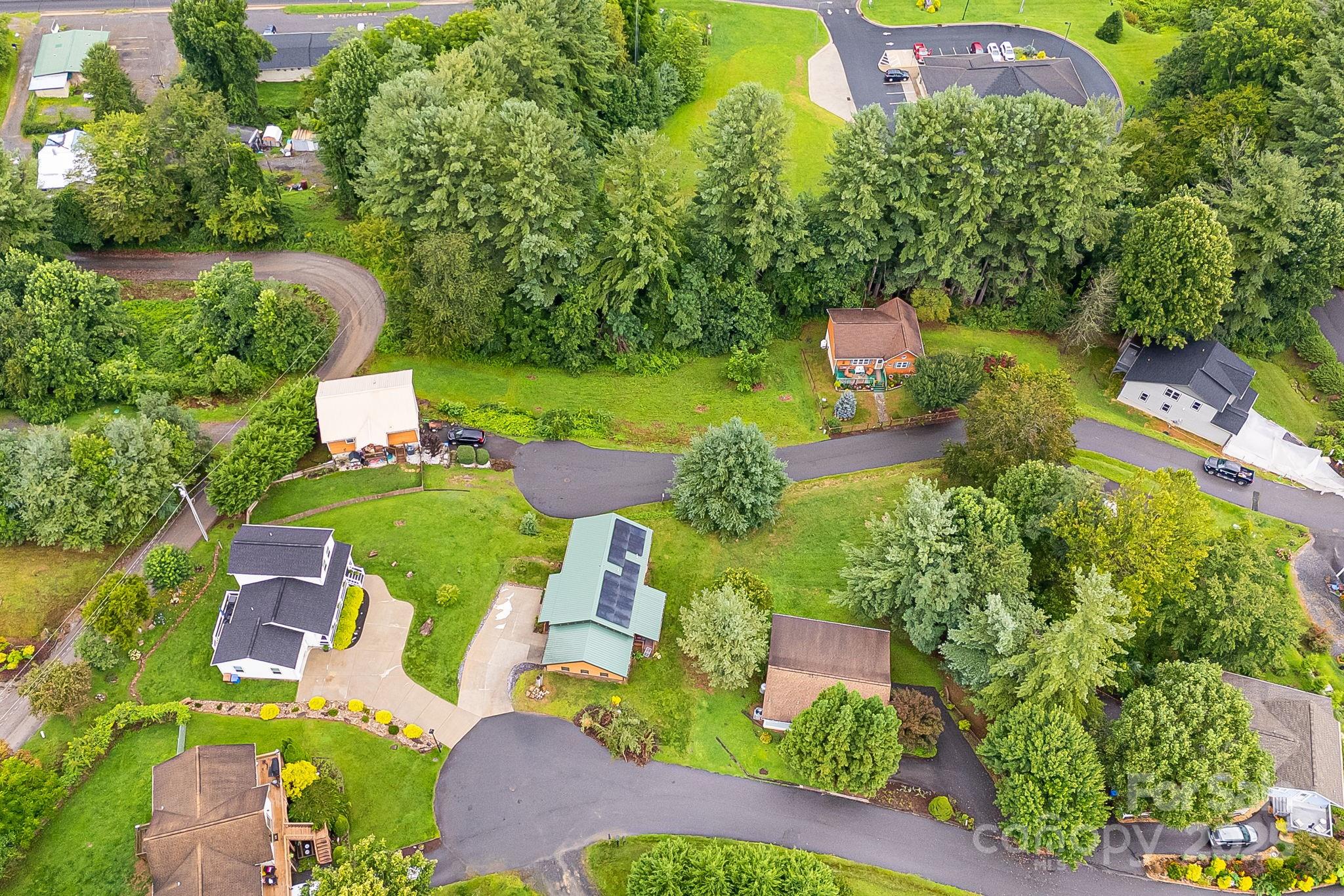 9999 Whippoorwill Way Waynesville NC 28786