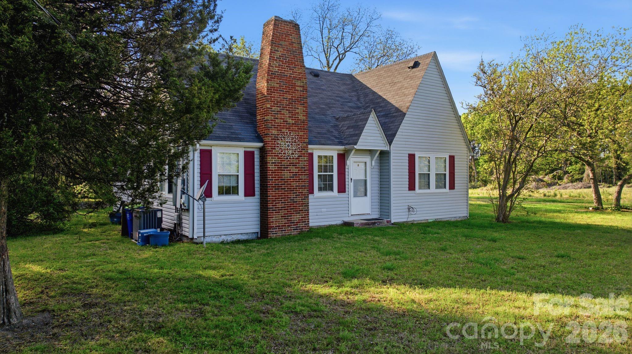 1862 Salem Church Road Lincolnton NC 28092