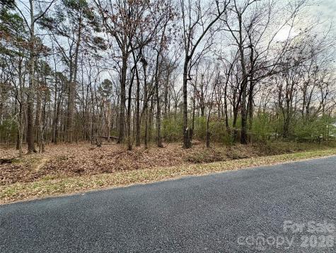 2734 L J Whitley Road Monroe NC 28112