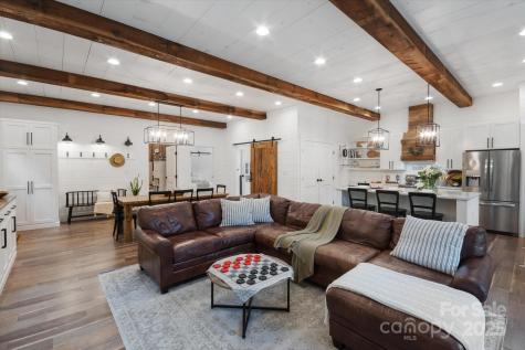942 Paint Fork Road Mars Hill NC 28754