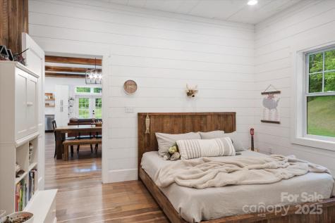 942 Paint Fork Road Mars Hill NC 28754