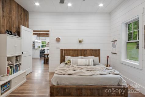 942 Paint Fork Road Mars Hill NC 28754