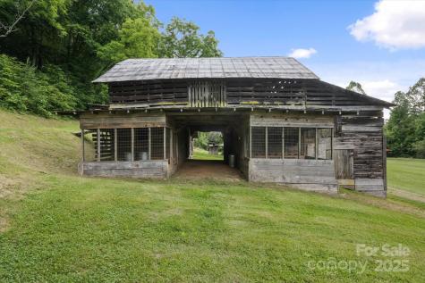 942 Paint Fork Road Mars Hill NC 28754