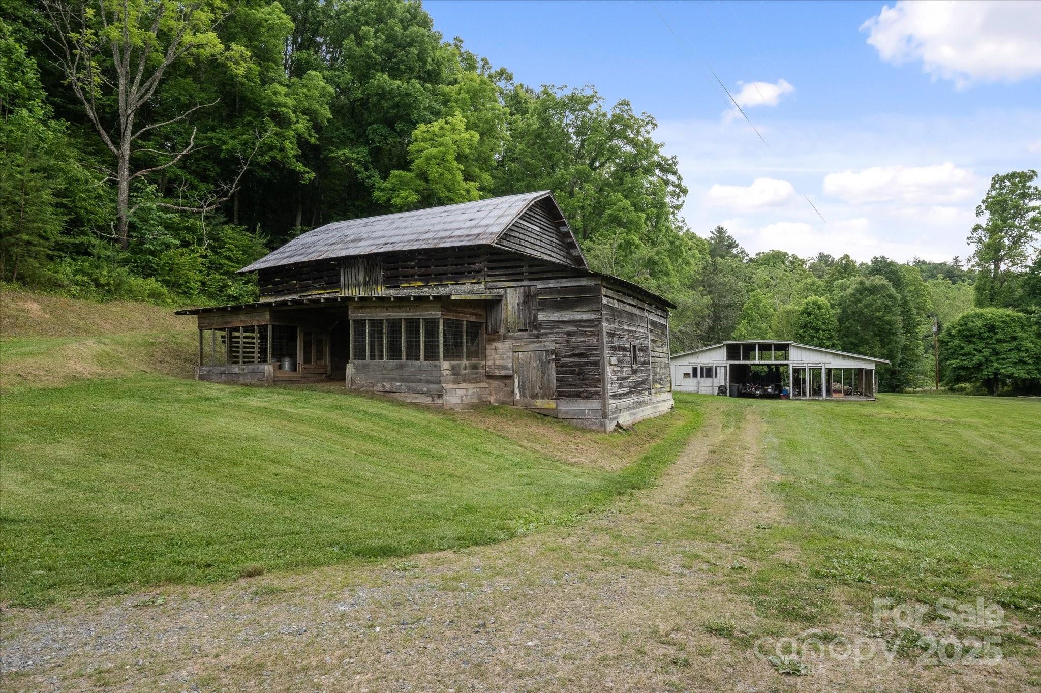 942 Paint Fork Road Mars Hill NC 28754