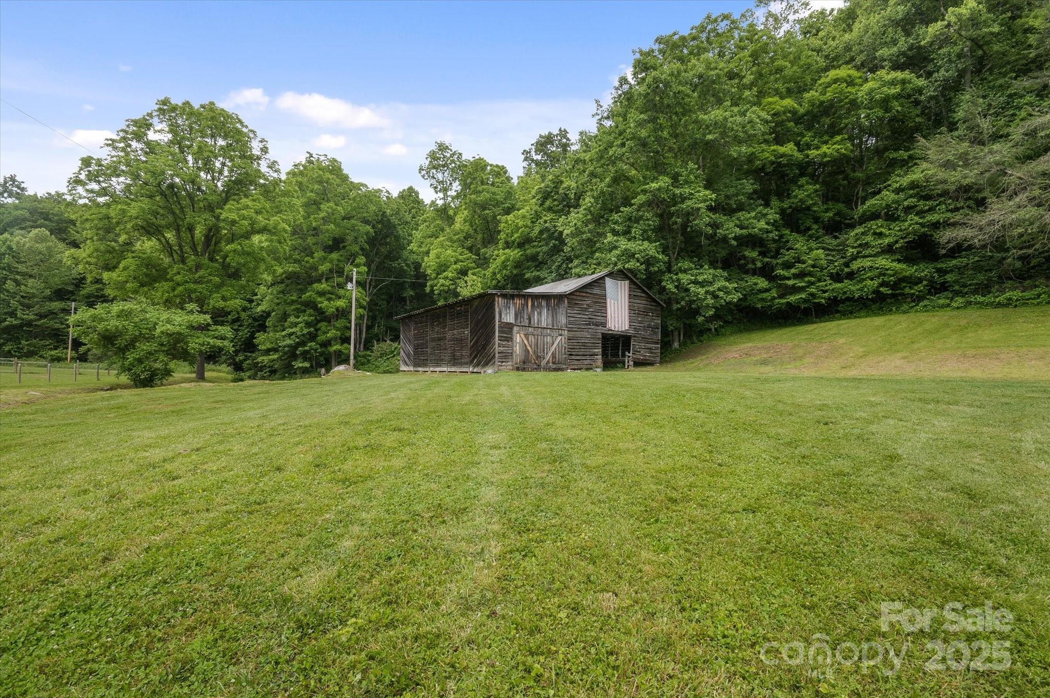 942 Paint Fork Road Mars Hill NC 28754
