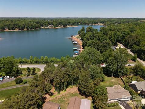 4244 Harbor Lane Sherrills Ford NC 28673