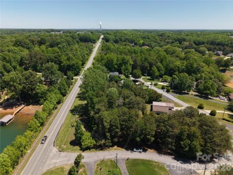 4244 Harbor Lane Sherrills Ford NC 28673