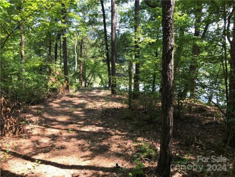 2793 Catawba Road Great Falls SC 29055